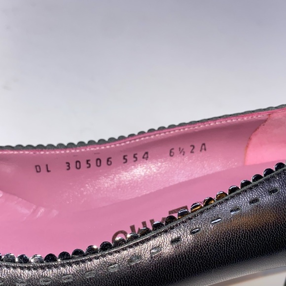 Salvatore Ferragamo VTG Pumps. Never worn. - Picture 6 of 11